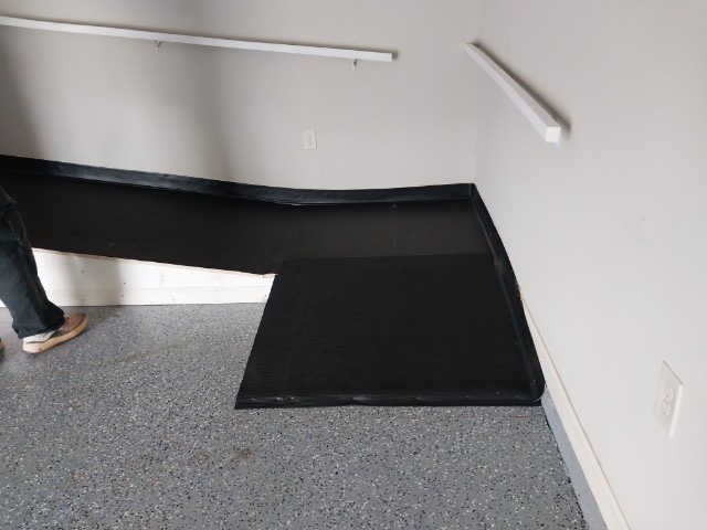 Garage entry ramp